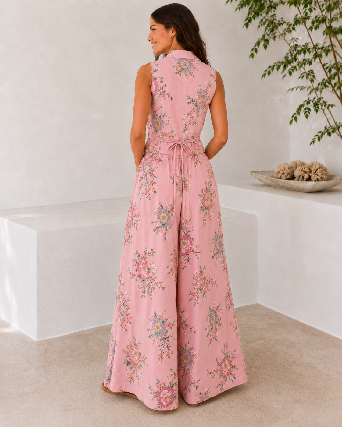 Floral Ροζ Σετ Γιλέκο με Δέσιμο Πίσω και Αέρινη Παντελόνα - Image 3